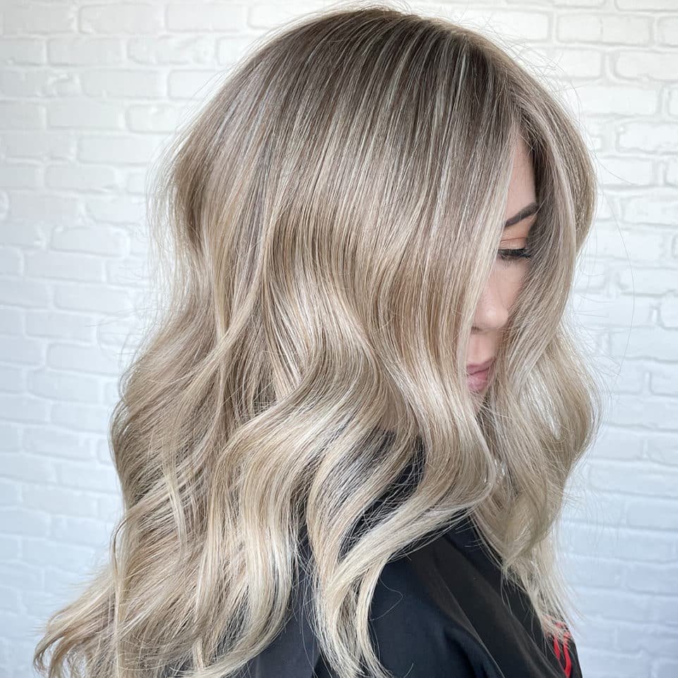 Dimensional Beige Blonde With Ash Undertones Dimensional Beige Blonde With Ash Undertones