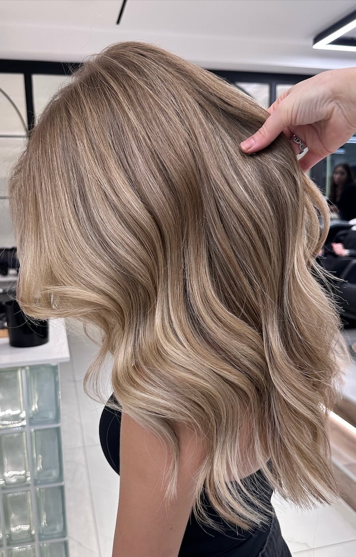 Creamy Beige Blonde Balayage With Dimension Creamy Beige Blonde Balayage With Dimension