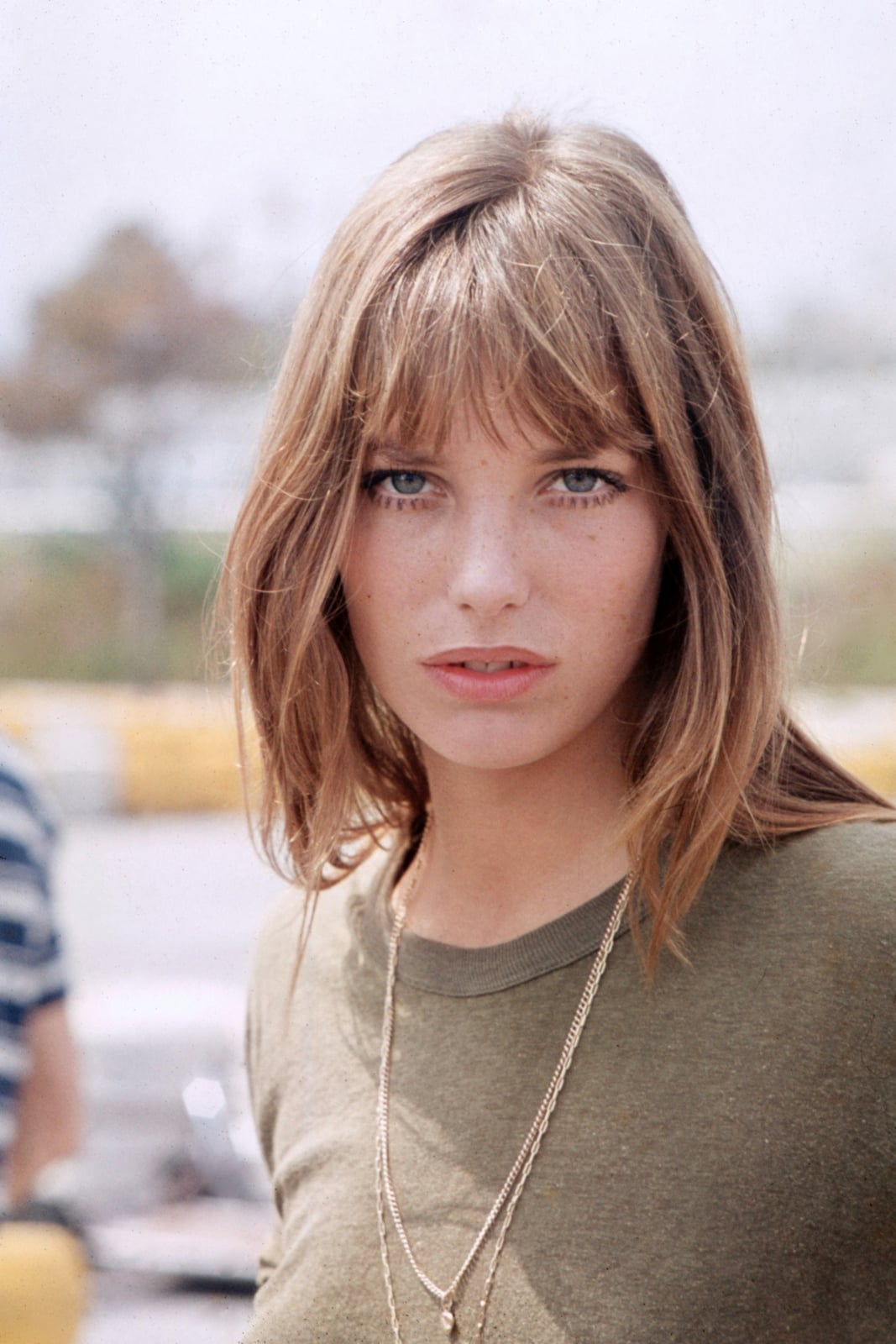 Shoulder Length Blunt Cut With Full Bangs Shoulder Length Blunt Cut With Full Bangs — Birkin Bangs