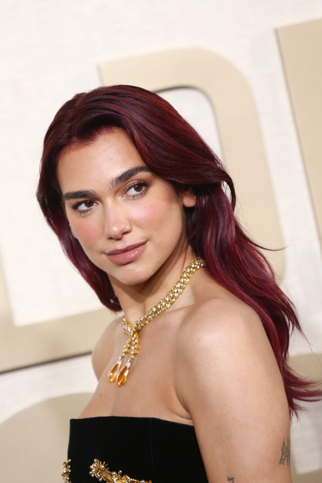 Air-Dried Mid-Back Waves, Wavy Air-Dried Mid-Back Waves, Wavy — Black Cherry Hair