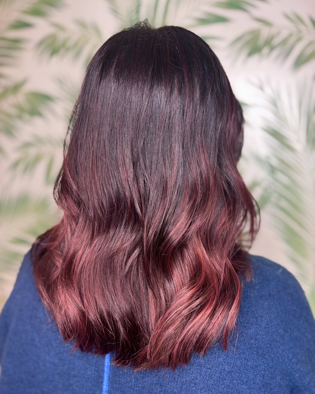 Collarbone Waves With Cherry Highlights Collarbone Waves With Cherry Highlights — Black Cherry Hair