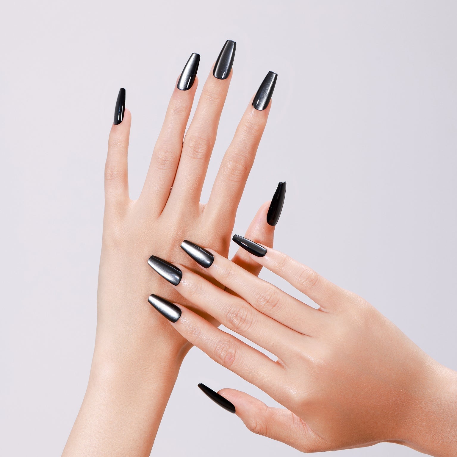 Long Coffin Black and Silver Chrome Contrast Long Coffin Black and Silver Chrome Contrast — Black Chrome Nails