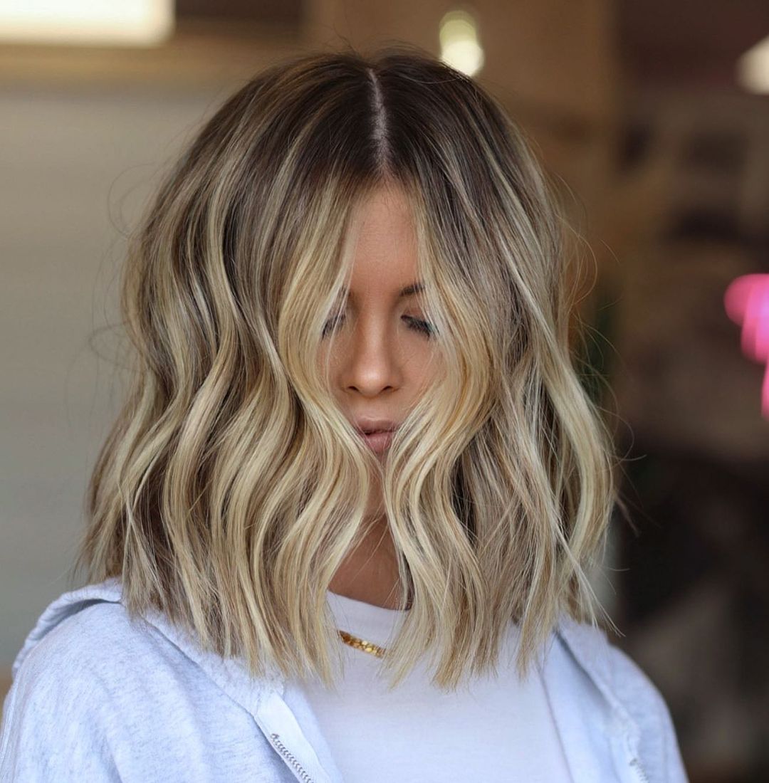 Chin-Length Bob With Honey Blonde Balayage Chin-Length Bob With Honey Blonde Balayage