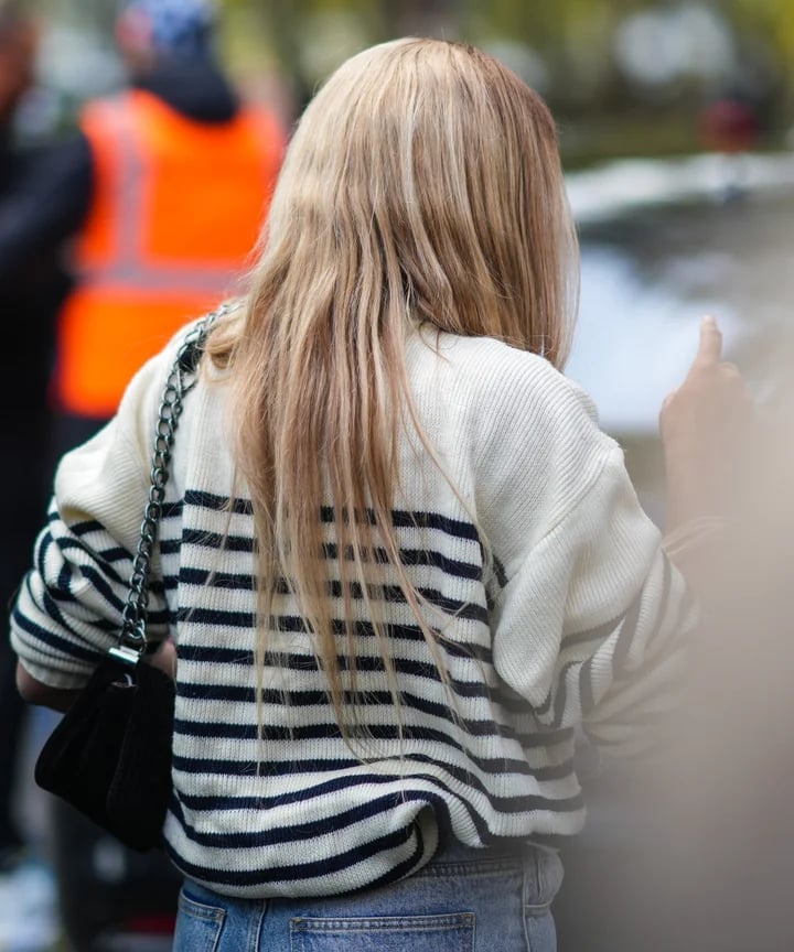 Shoulder Length Neutral Blonde Balayage Waves Shoulder Length Neutral Blonde Balayage Waves — Blonde Hair Trends