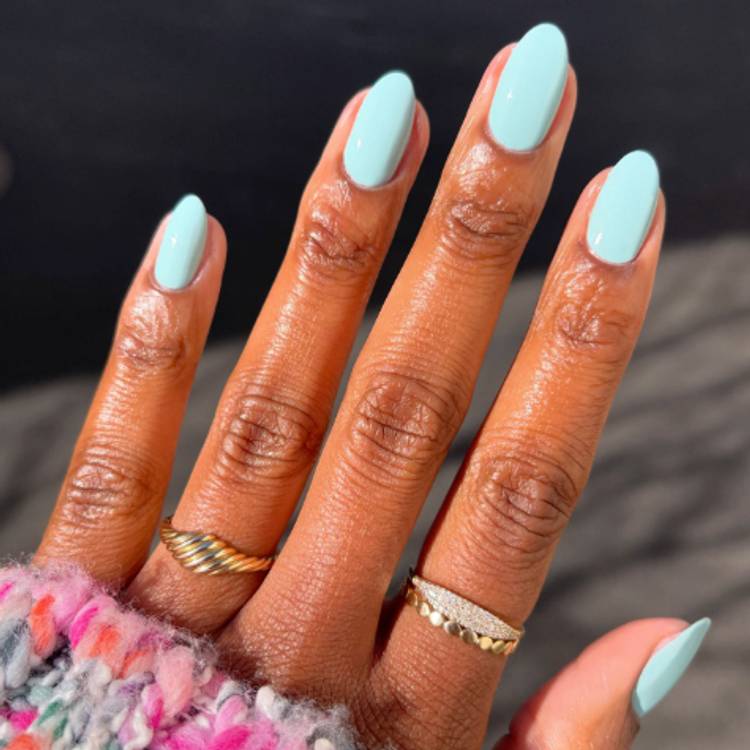 Soft Opaque Pastel Blue Glossy Medium Oval Nails — Blue Nails