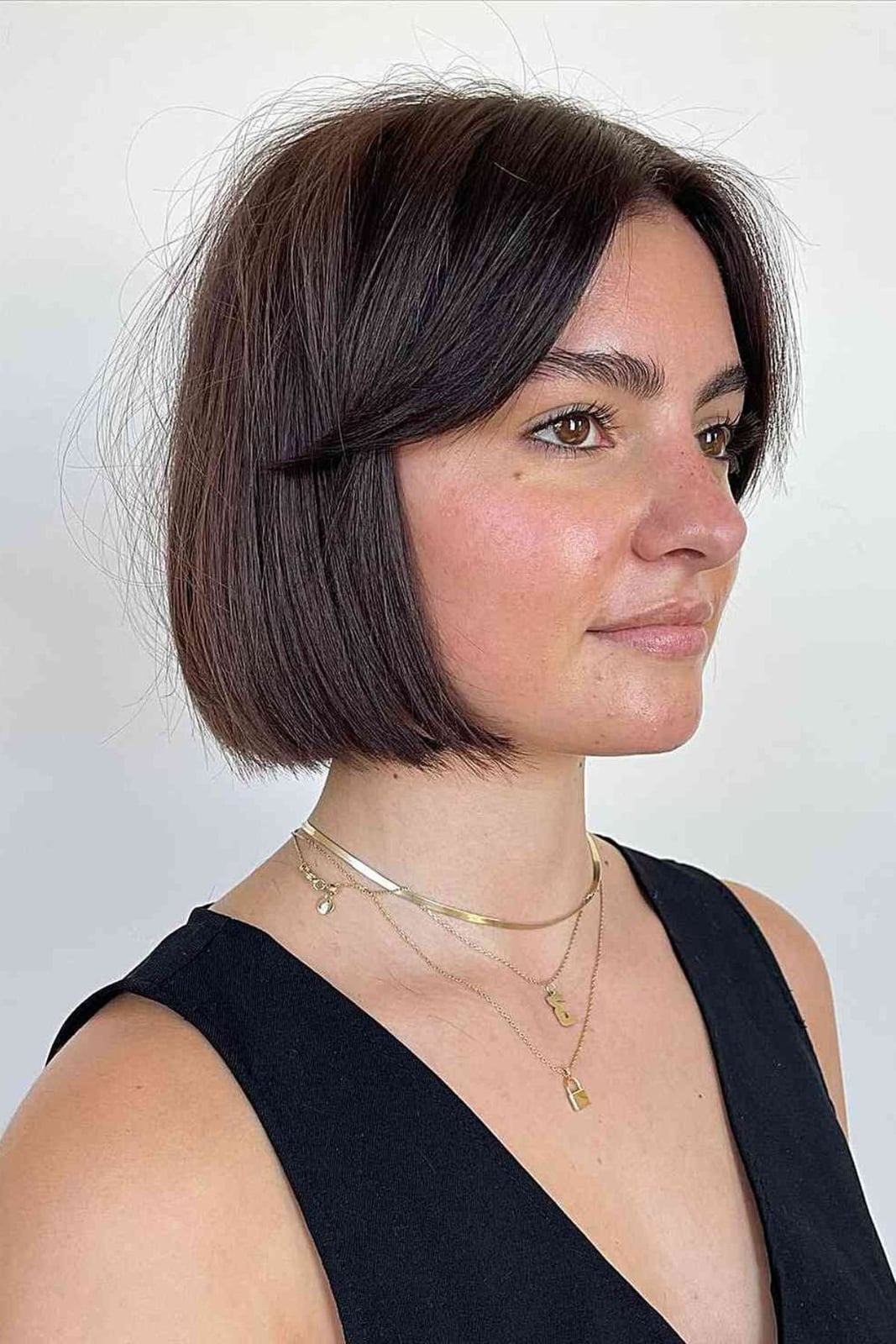 Collarbone Bob With Side Part And Balayage Collarbone Bob With Side Part And Balayage — Blunt Bob