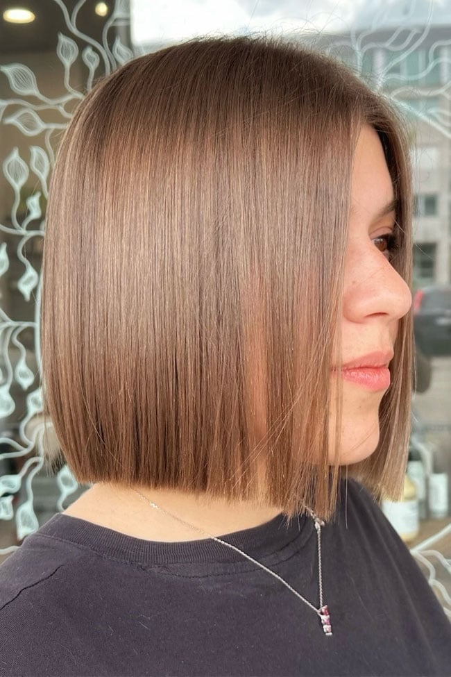 Mocha Brown Chin Bob With Sleek Finish Mocha Brown Chin Bob With Sleek Finish — Blunt Bob