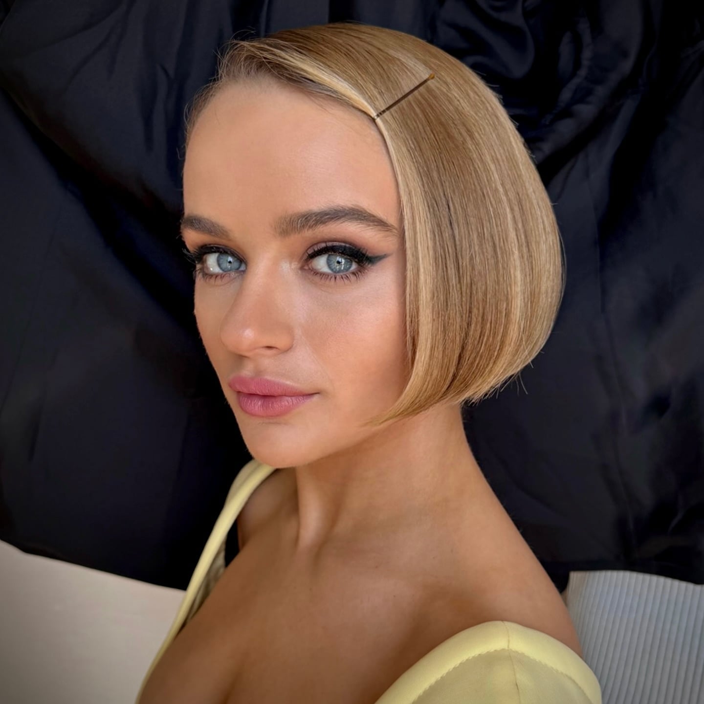Ear Length Ash Blonde Bob With Short Bangs Ear Length Ash Blonde Bob With Short Bangs — Blunt Bob