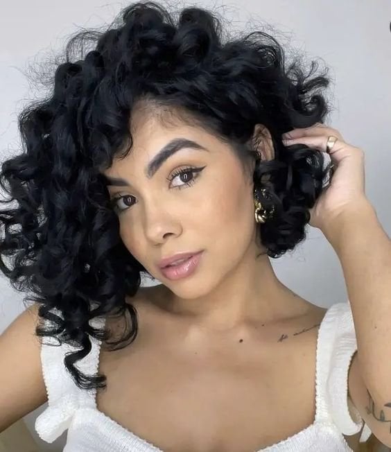 Chin Bob With Subtle Highlights And Curtain Bangs, Side Chin Bob With Subtle Highlights And Curtain Bangs, Side — Bob for Curly Hair