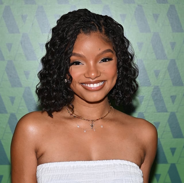 Chin Bob With Defined Curls Chin Bob With Defined Curls — Bob for Curly Hair