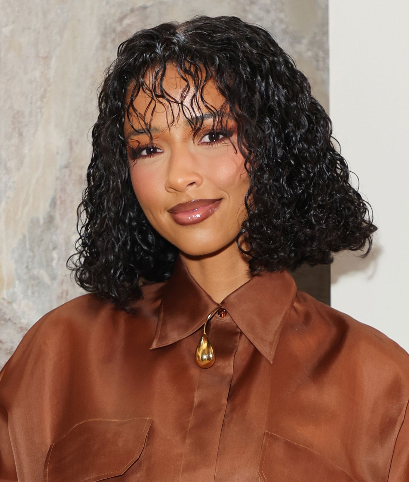 Chin Bob With Full Bouncy Curls Chin Bob With Full Bouncy Curls — Bob for Curly Hair