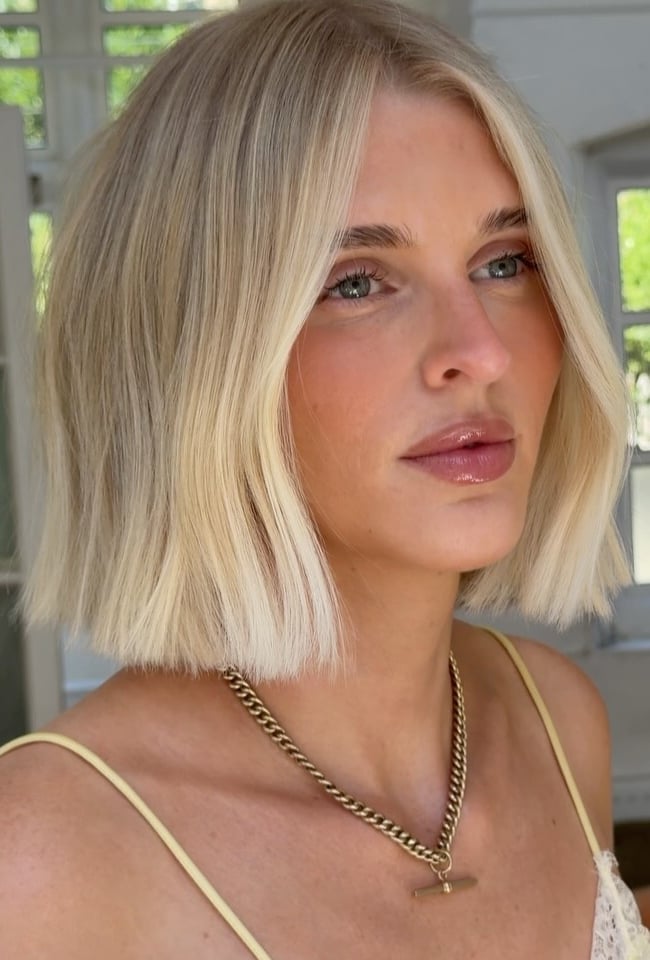 Ash Blonde Bob With Face Framing Layers, Collarbone — Bob for Fine Hair