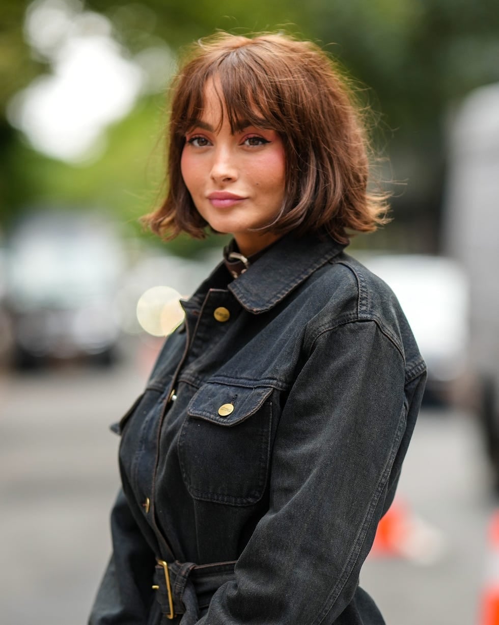 Medium Brown Bob With Curtain Bangs — Bob for Fine Hair