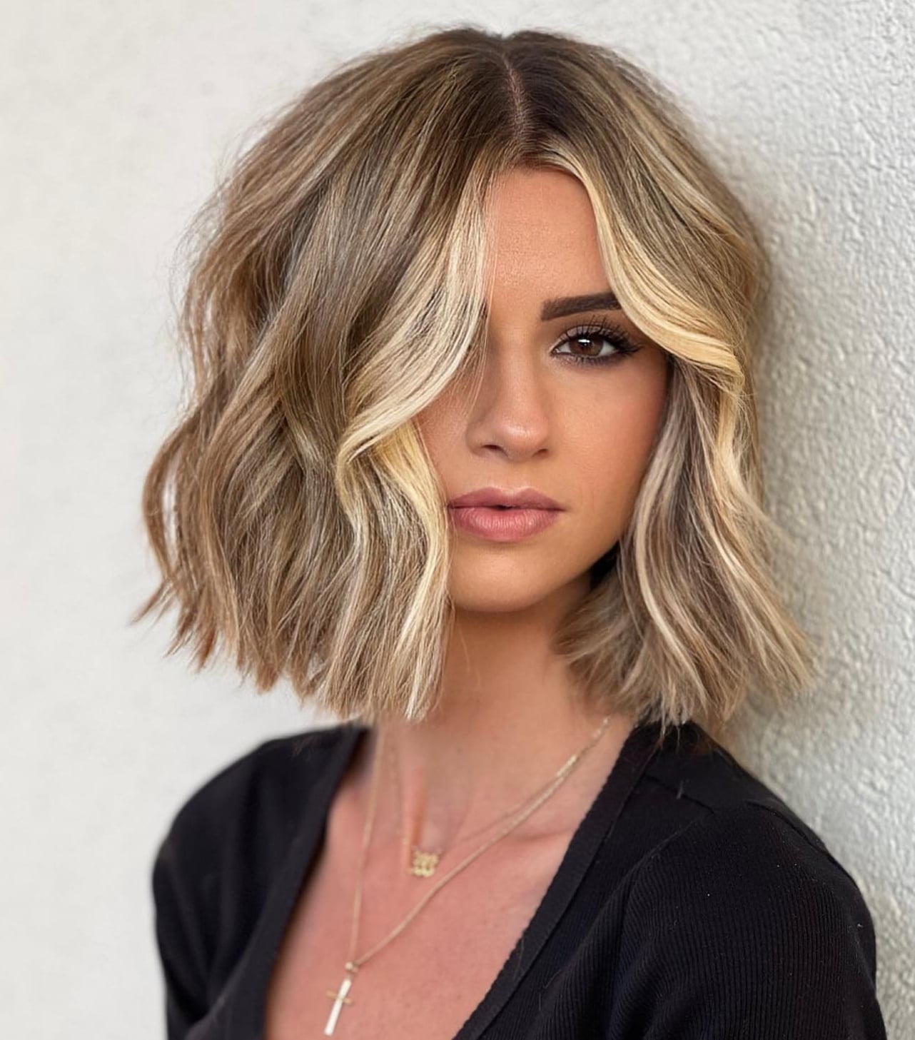 Collarbone Bob With Blonde Balayage — Bob for Round Face