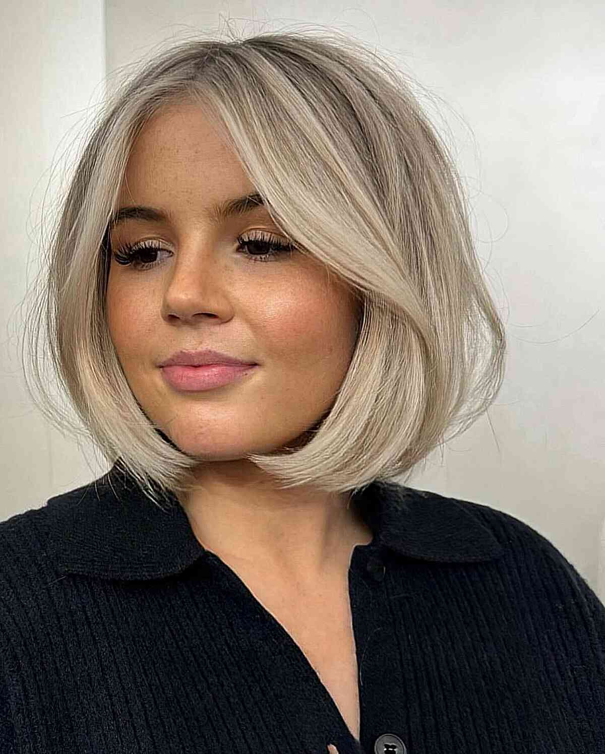 Sharp Chin Bob Platinum Blonde — Bob for Round Face