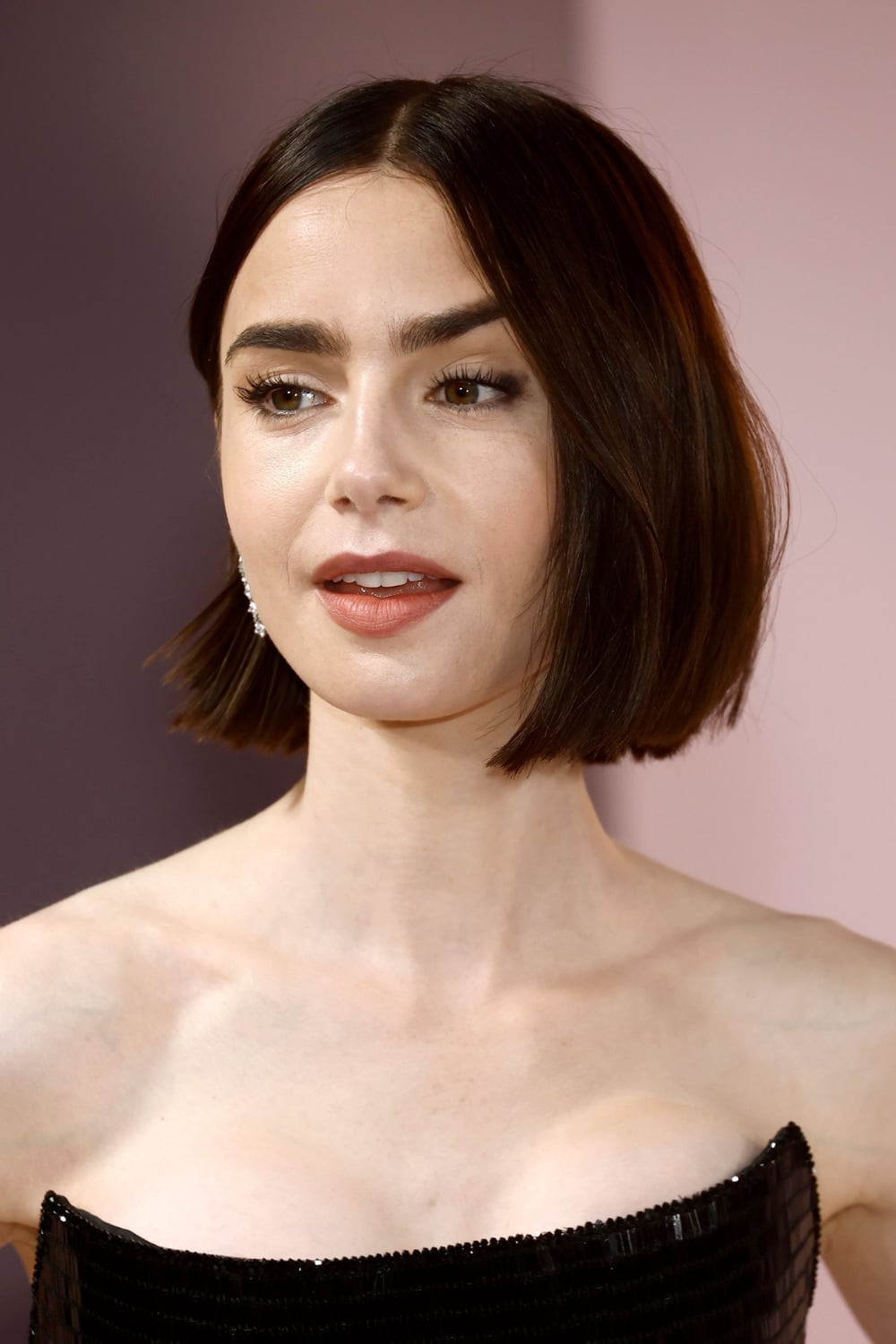 Blunt Chin Bob Dark Brown — Bob for Round Face