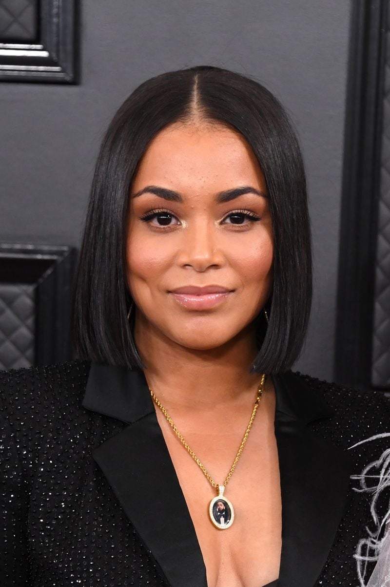 Sharp Chin Bob Black — Bob for Round Face
