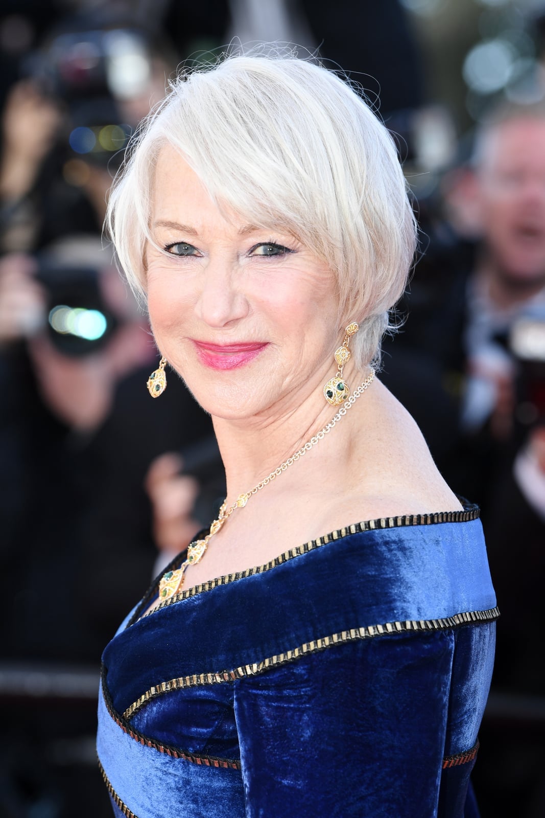 Chin Bob With Curtain Bangs And Silver Blonde — Bob for Women Over 50