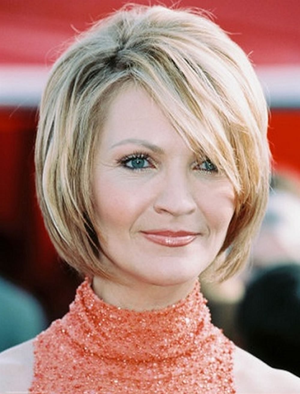 Chin Bob With Layers and Side Swept Bangs Chin Bob With Layers and Side Swept Bangs — Bob for Women Over 60