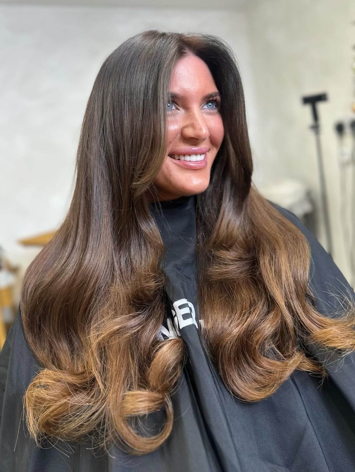 Dark Brown With Subtle Caramel Face-Framing Layers Dark Brown With Subtle Caramel Face-Framing Layers — Brunette Hair Colors