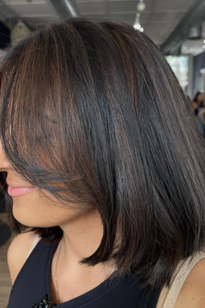 Caramel Highlighted Long Bob Face-Framing Layers Caramel Highlighted Long Bob Face-Framing Layers — Brunette Hair Trends