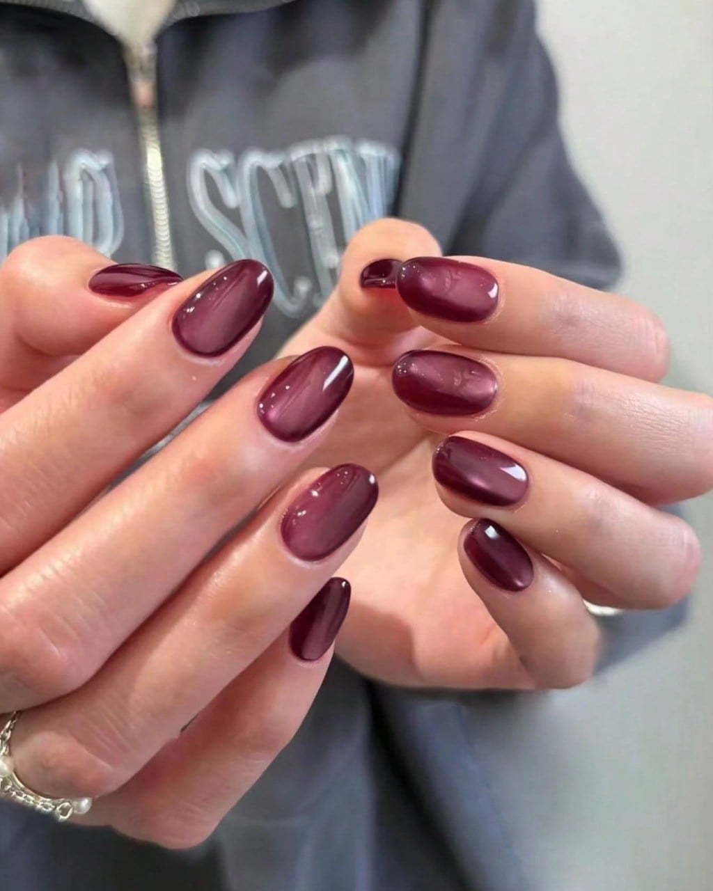 Deep Burgundy Cat-Eye Oval Nails — Burgundy Nails