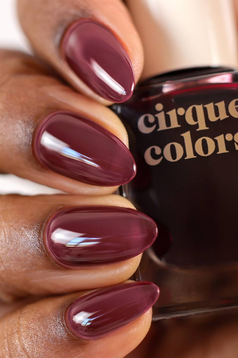 Short Oval Jelly Wine Burgundy Nails