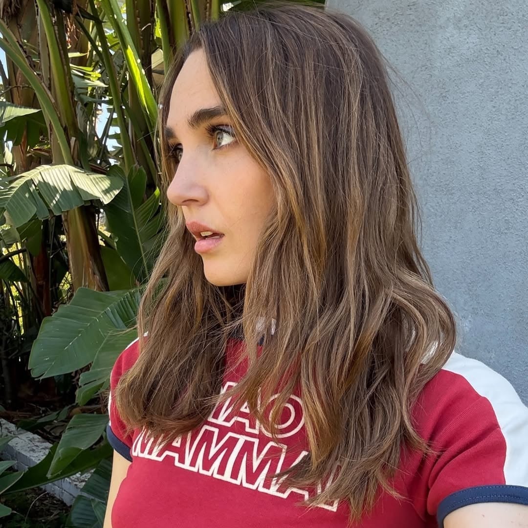 Collarbone Layers With Natural Blend — Burnished Brunette