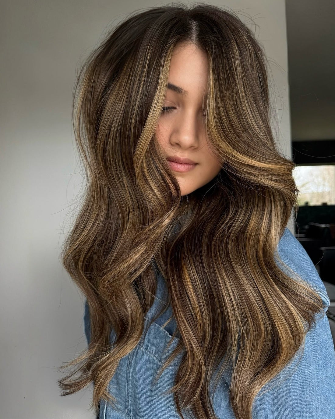 Collarbone Medium Brown With Caramel Balayage
