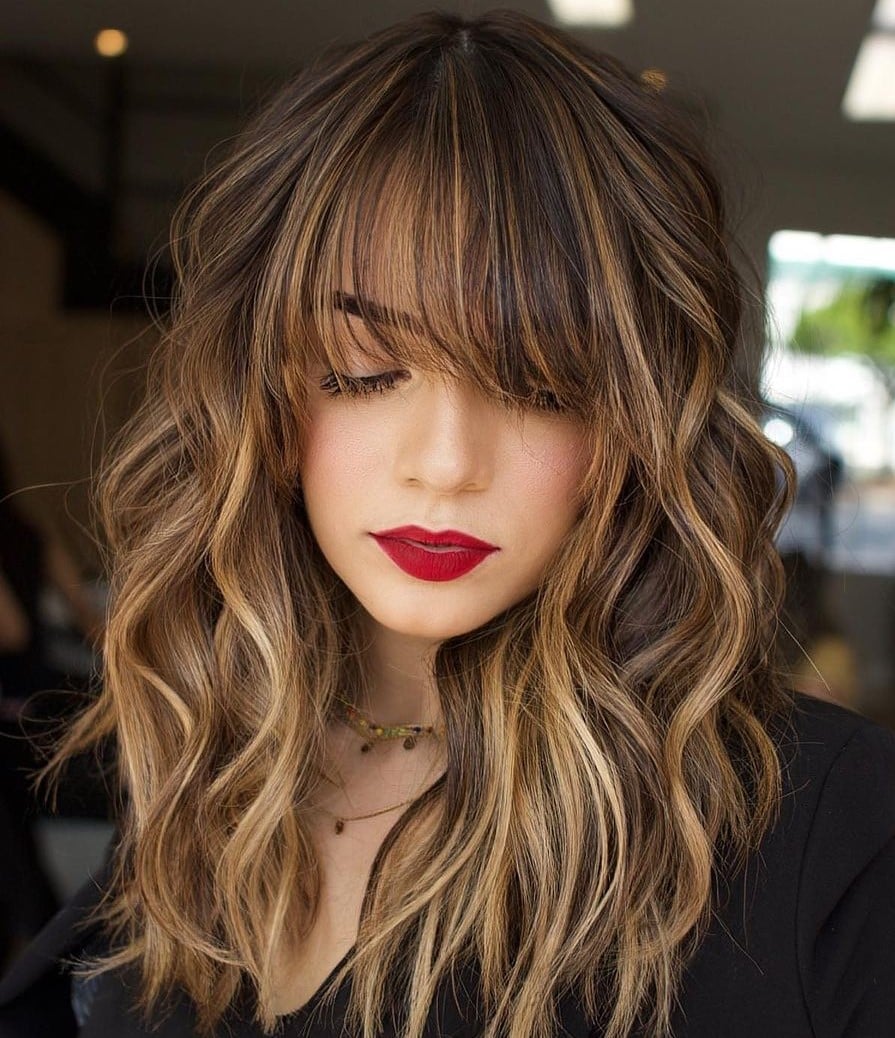 Collarbone Dark Brown With Caramel Highlights and Curtain Bangs, Wavy Collarbone Dark Brown With Caramel Highlights and Curtain Bangs, Wavy — Caramel Brown Hair