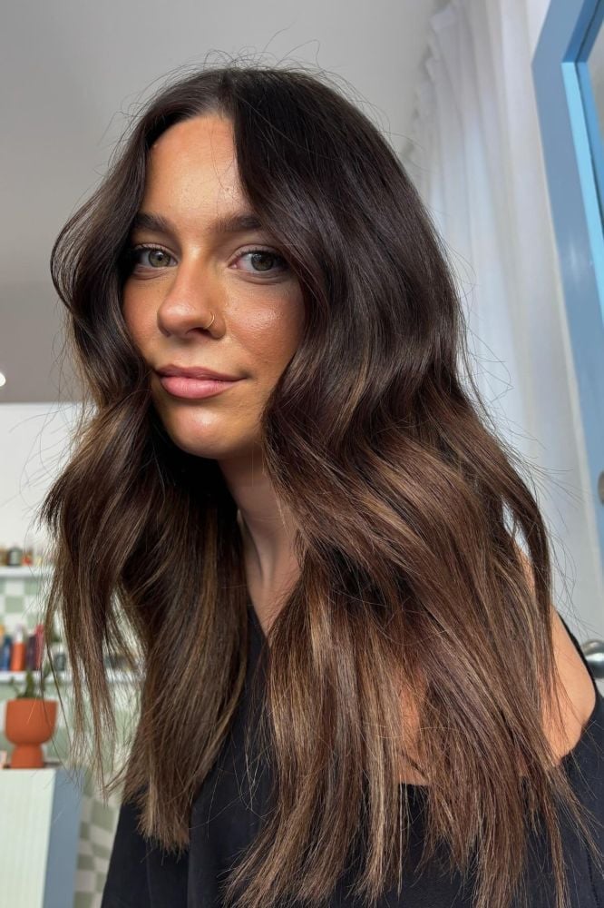 Mid-Back Dark Brown With Natural Caramel, Layers — Caramel Highlights