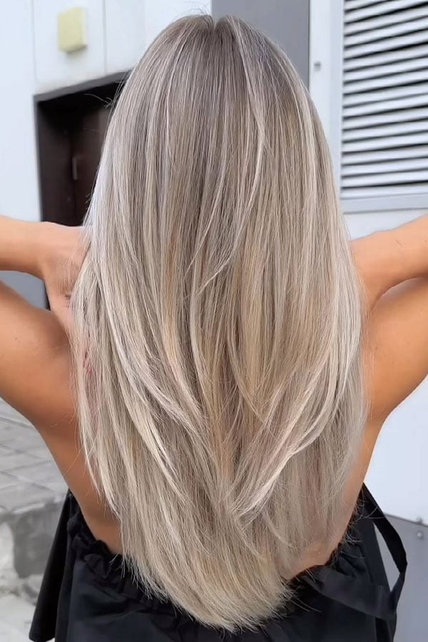 Collarbone Asy Champagne Blonde With Highlights Collarbone Asy Champagne Blonde With Highlights