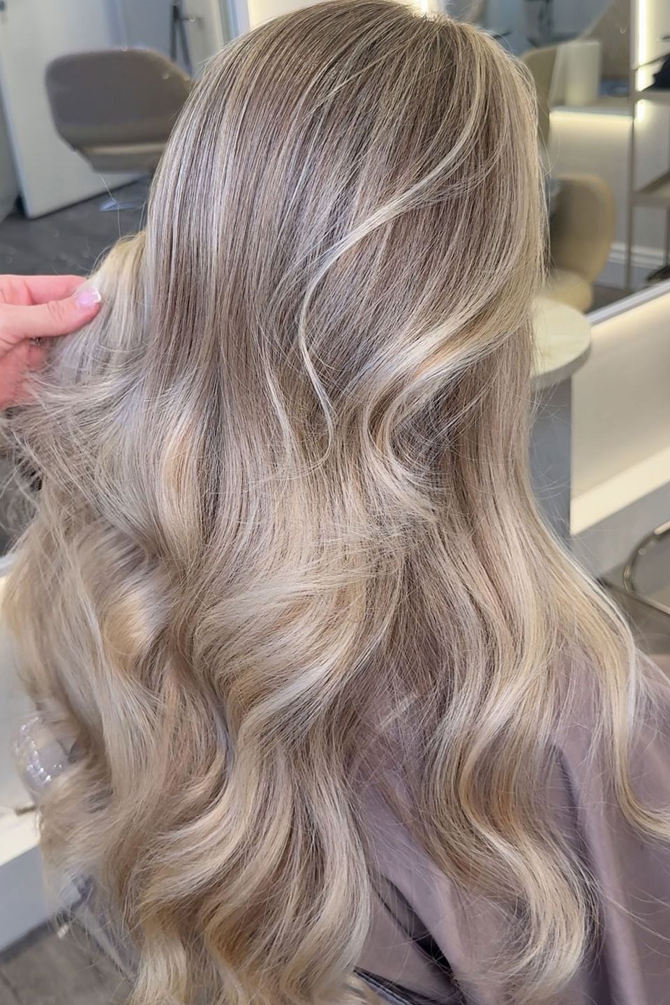 Long Layered Champagne Blonde With Babylights Long Layered Champagne Blonde With Babylights