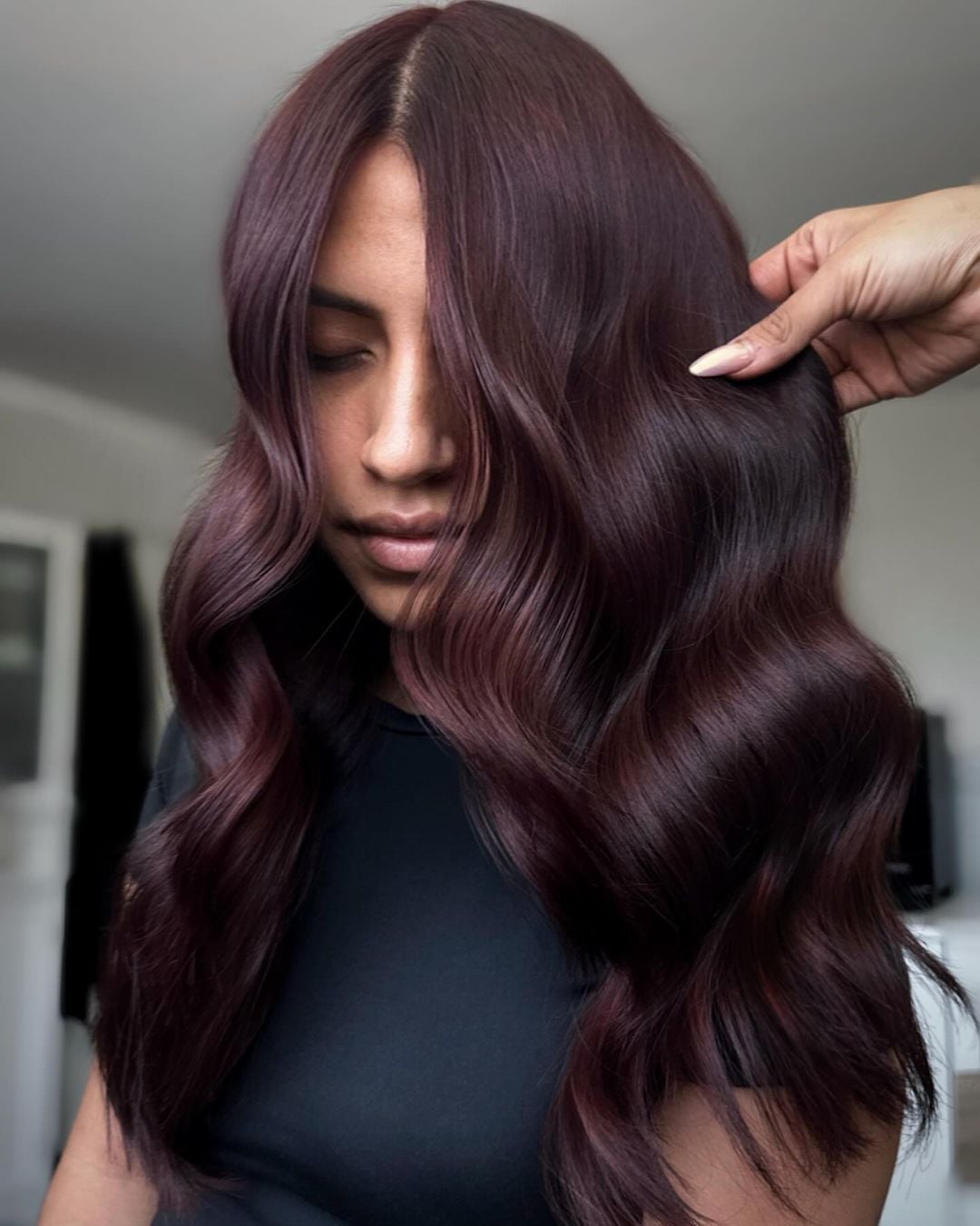 Thick Wavy Hair In Deep Burgundy With Cherry Undertones Thick Wavy Hair In Deep Burgundy With Cherry Undertones — Cherry Cola Hair