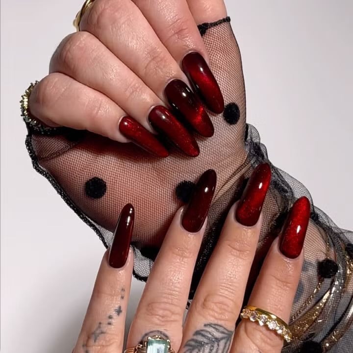Long Almond Nails With Glossy Cat-Eye Effect — Cherry Red Nails