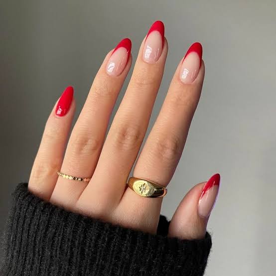 Short Oval Nails With Deep Red Polka Dots — Cherry Red Nails