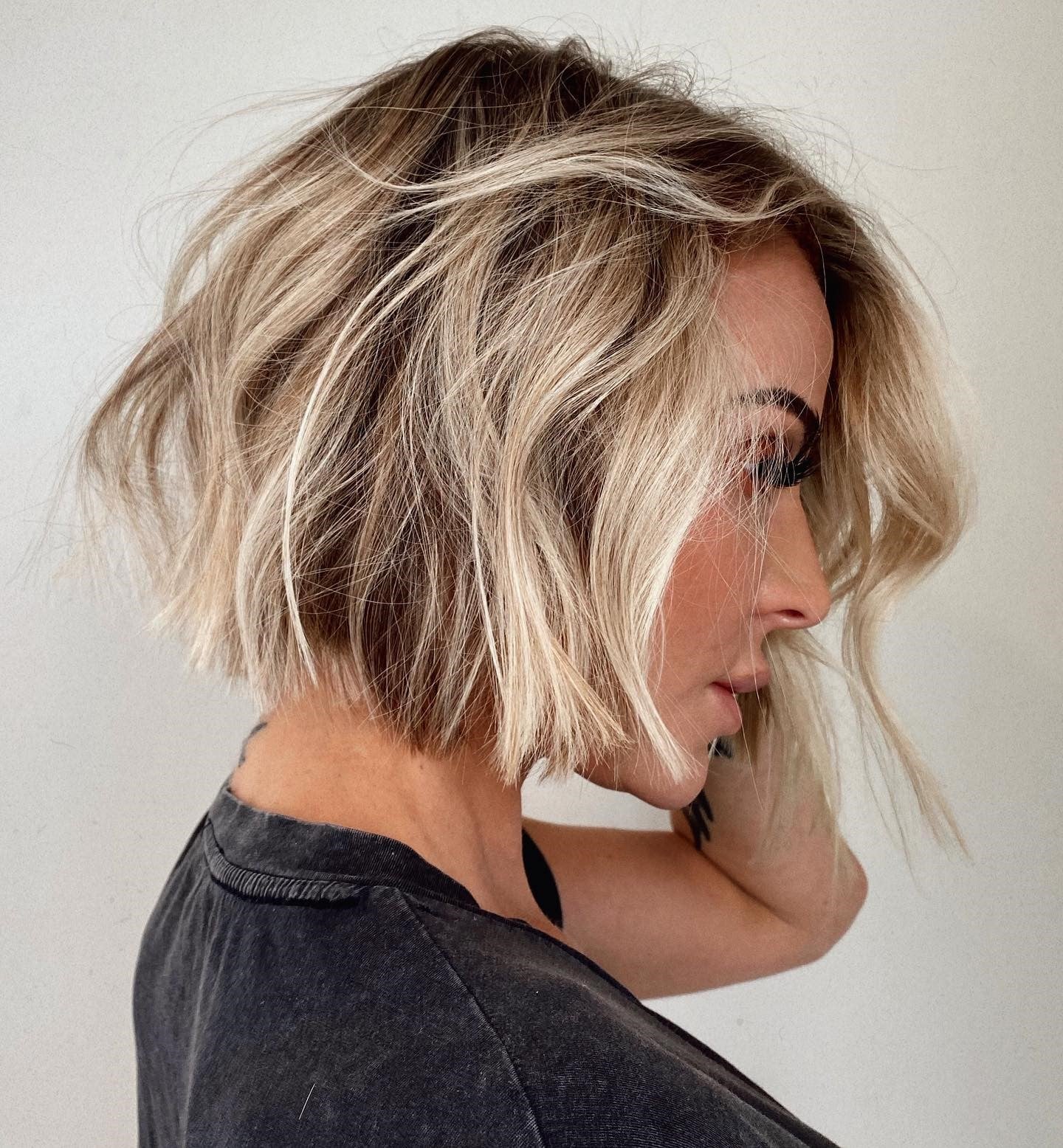 Layered Bob Blonde Balayage Texture, Wavy Layered Bob Blonde Balayage Texture, Wavy — Chin Length Bob