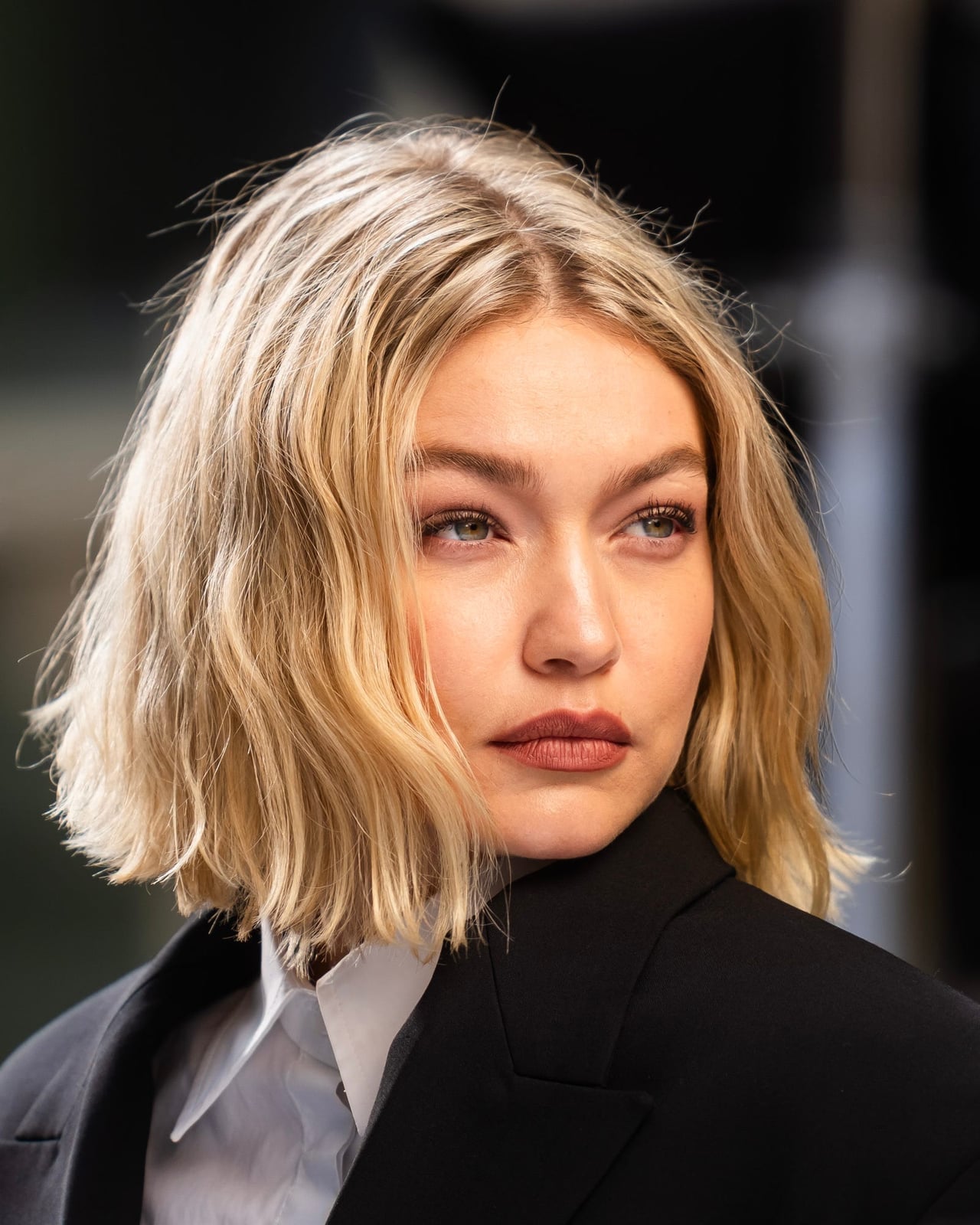 Ash Blonde Chin Bob Glossy Finish Ash Blonde Chin Bob Glossy Finish — Chin Length Bob