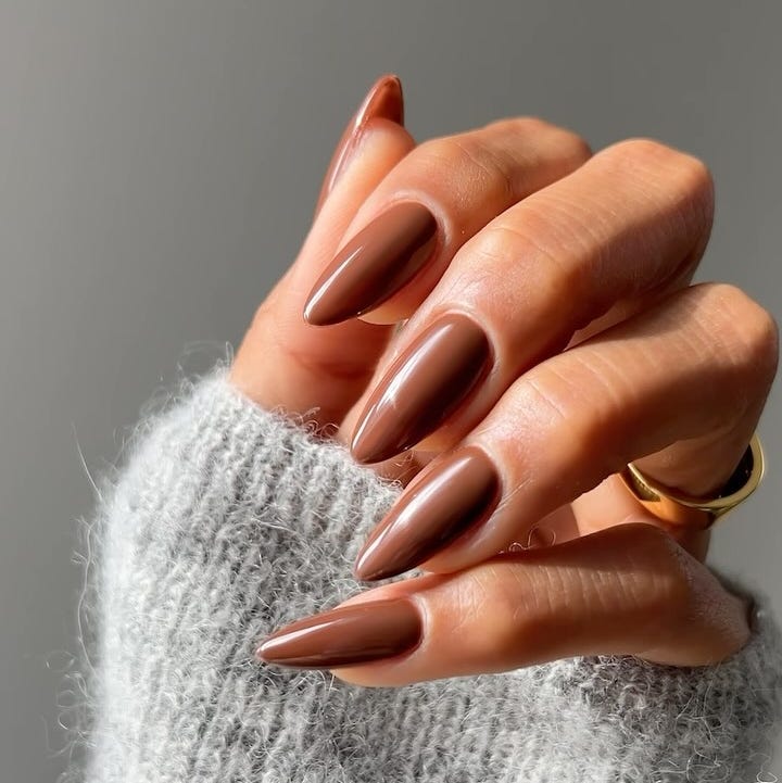 Glossy Medium Brown Medium-Long Stiletto Nails Glossy Medium Brown Medium-Long Stiletto Nails — Chocolate Brown Nails