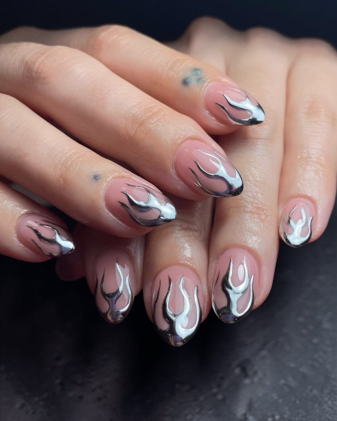 Nude Base Silver Chrome Flame Art Medium Almond Nails Nude Base Silver Chrome Flame Art Medium Almond Nails — Chrome Nails