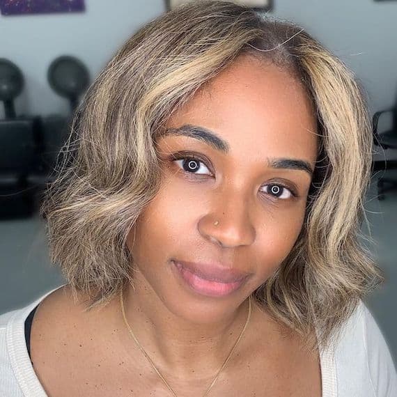Mid-Back Wavy With Warm Blonde Chunky Highlights, Middle Mid-Back Wavy With Warm Blonde Chunky Highlights, Middle