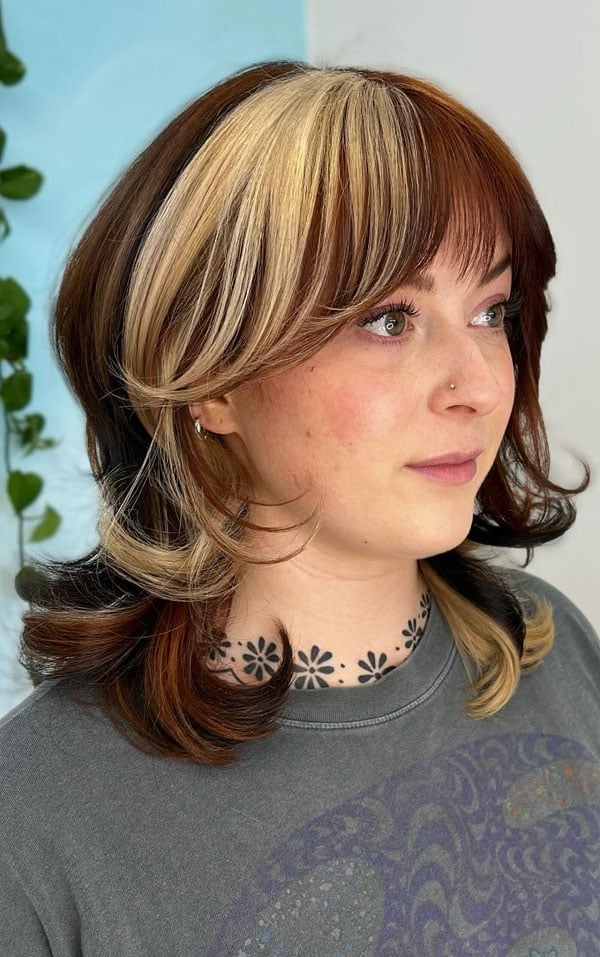 Collarbone Mullet With Blonde and Red Chunky Highlights Collarbone Mullet With Blonde and Red Chunky Highlights