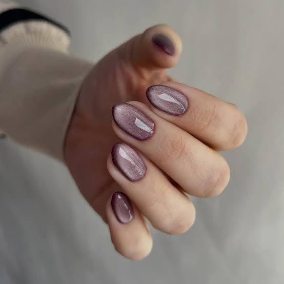 Silver Line Art French Short Almond Nails Silver Line Art French Short Almond Nails — Classy Nails