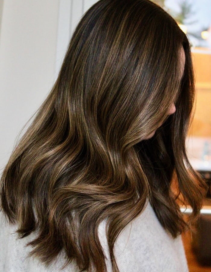 Mid-Back Bronzed Cocoa With Highlights Mid-Back Bronzed Cocoa With Highlights — Cocoa Brunette