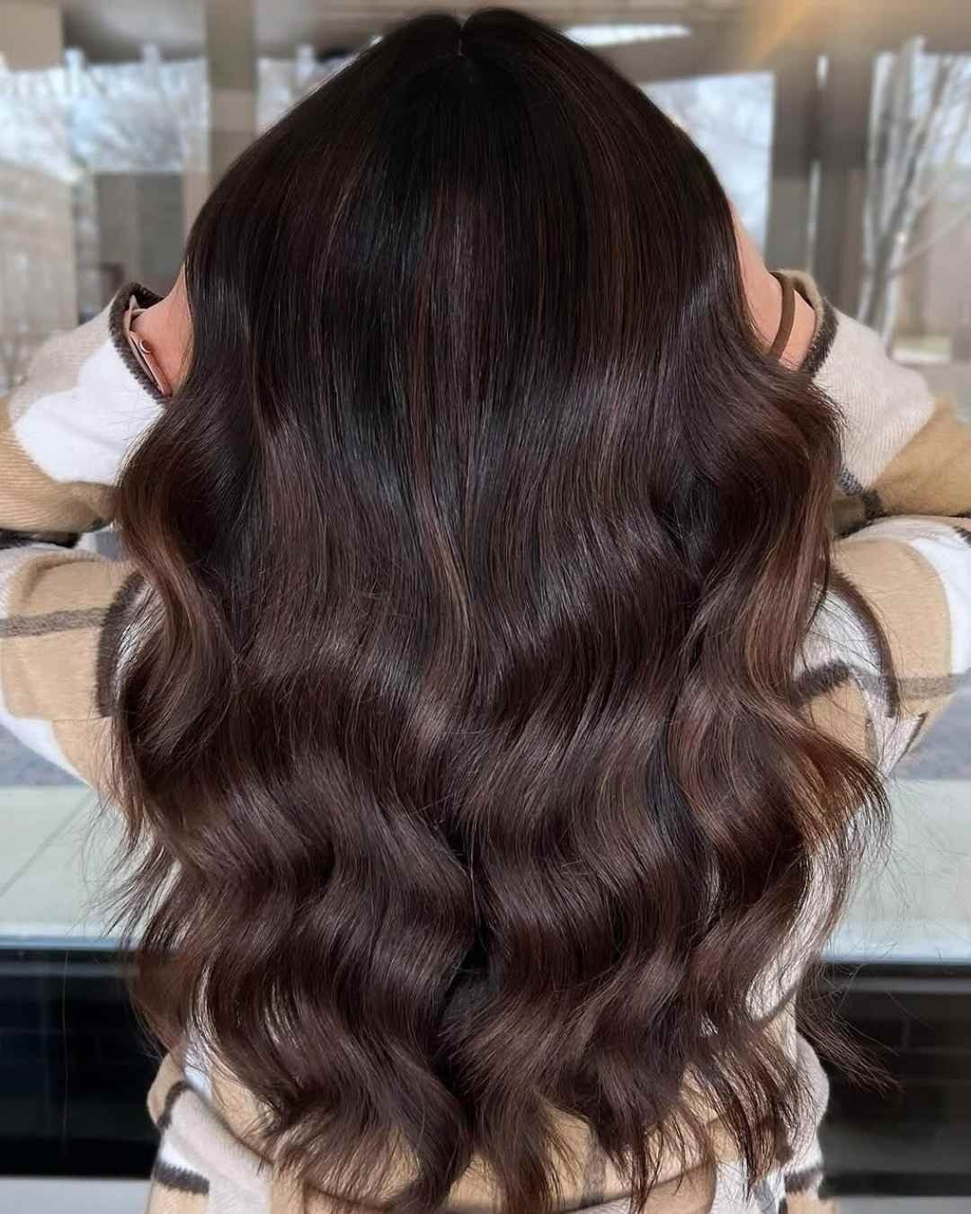 Mid-Back Dark Brown With Auburn Highlights, Styled In Loose Waves Mid-Back Dark Brown With Auburn Highlights, Styled In Loose Waves — Cocoa Brunette