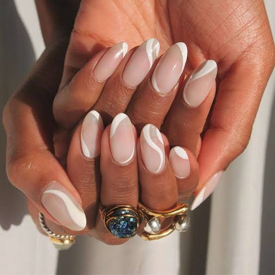 Both Hands Nude Abstract Line Nails Both Hands Nude Abstract Line Nails — College Nails