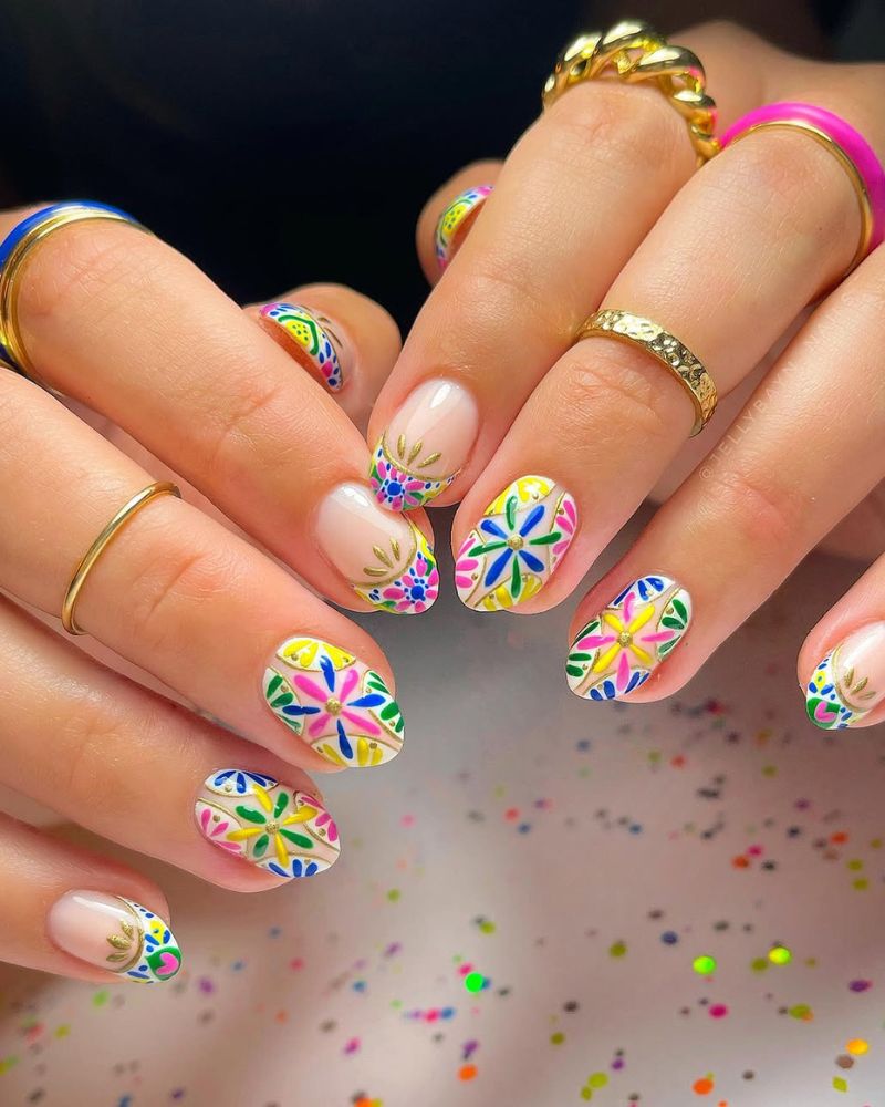 Short Oval French With Geometric Florals Short Oval French With Geometric Florals — Colorful Nails