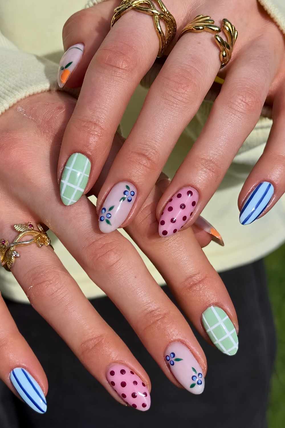 Medium Almond Playful Motifs Medium Almond Playful Motifs — Colorful Nails
