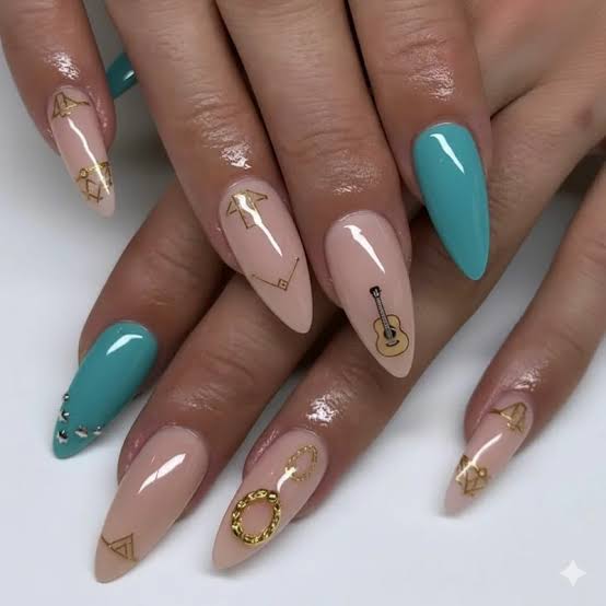 Gold Foil Geometric Guitar Medium Almond Nails Gold Foil Geometric Guitar Medium Almond Nails — Concert Nails