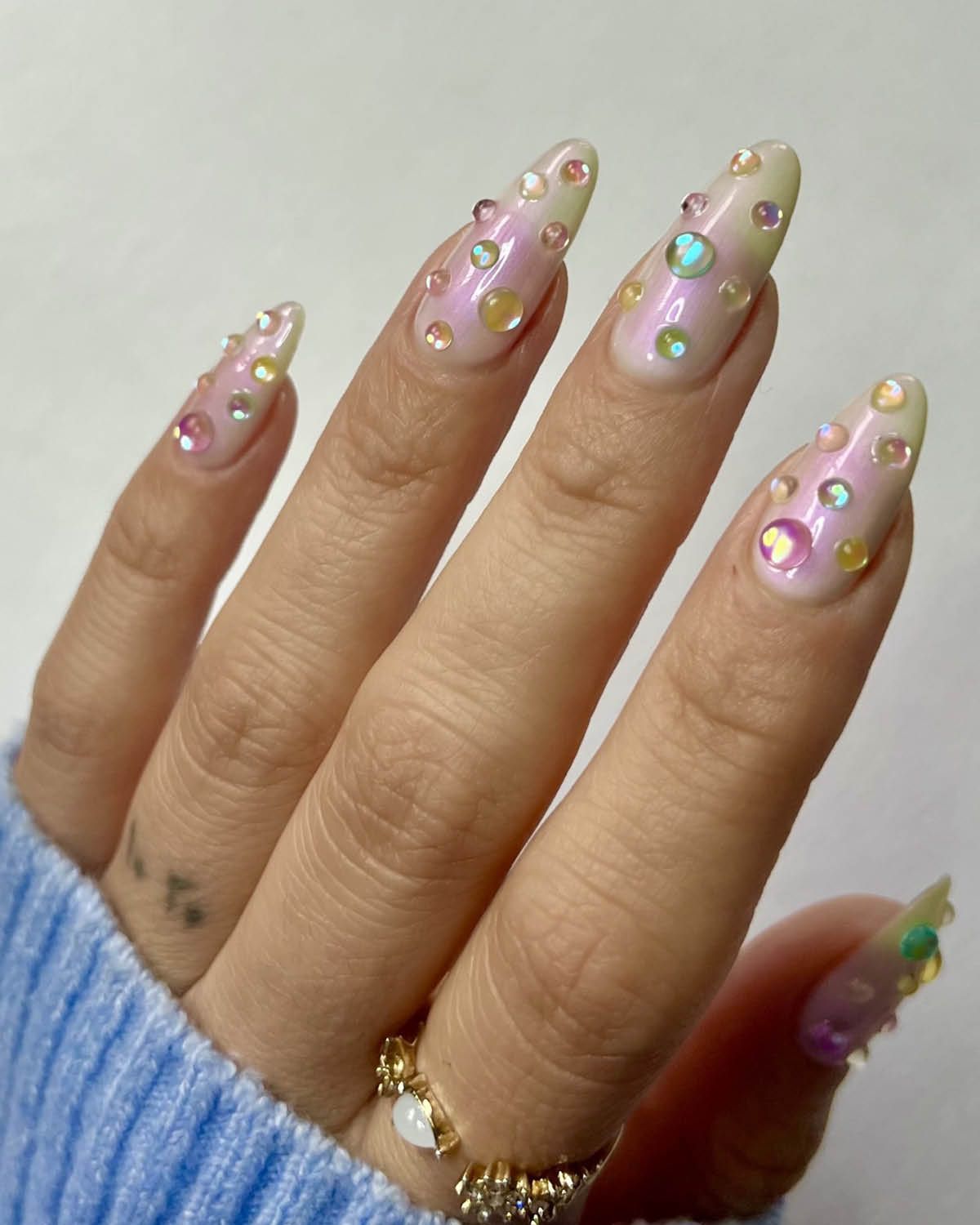 Milky Iridescent Spheres Long Stiletto Nails Milky Iridescent Spheres Long Stiletto Nails — Concert Nails